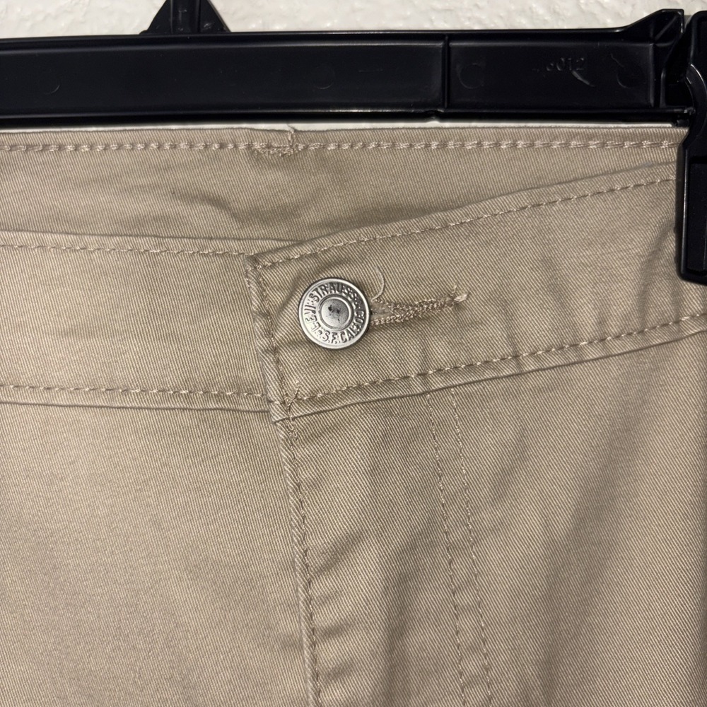 Levi's 541 Jeans Khaki Men's Size 48x32(30) Athletic Taper Stretch Twill Tech - Picture 4 of 10